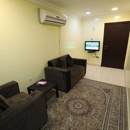 Al Eairy Apartment- Dammam 3 Al Mubarakiyah Exterior photo