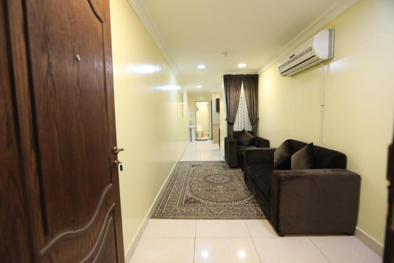 Al Eairy Apartment- Dammam 3 Al Mubarakiyah Exterior photo