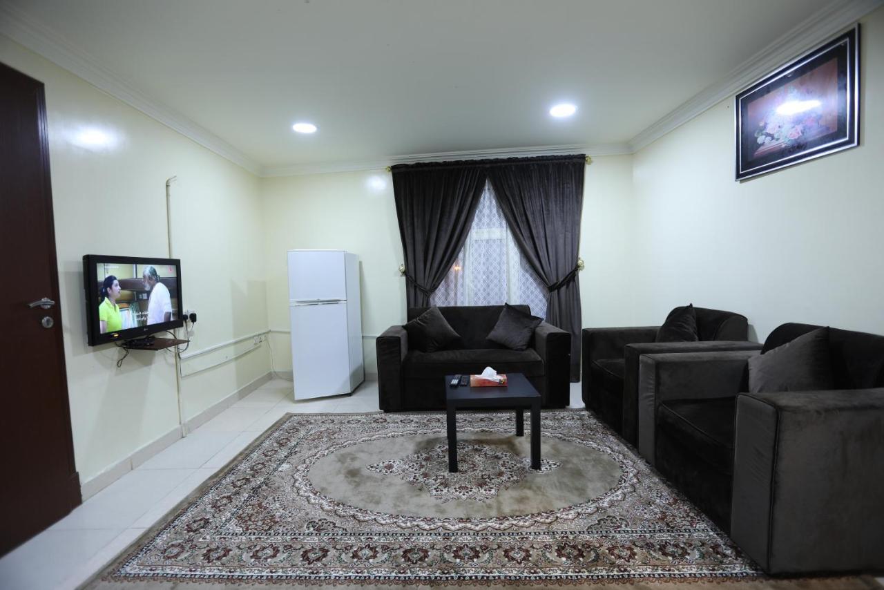 Al Eairy Apartment- Dammam 3 Al Mubarakiyah Exterior photo